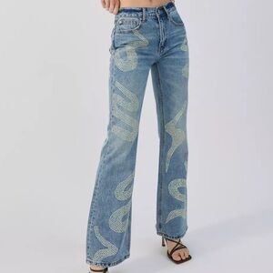 BDG 90’s Bootcut Flared mid-rise Jeans with Rhinestone Snake Motif
